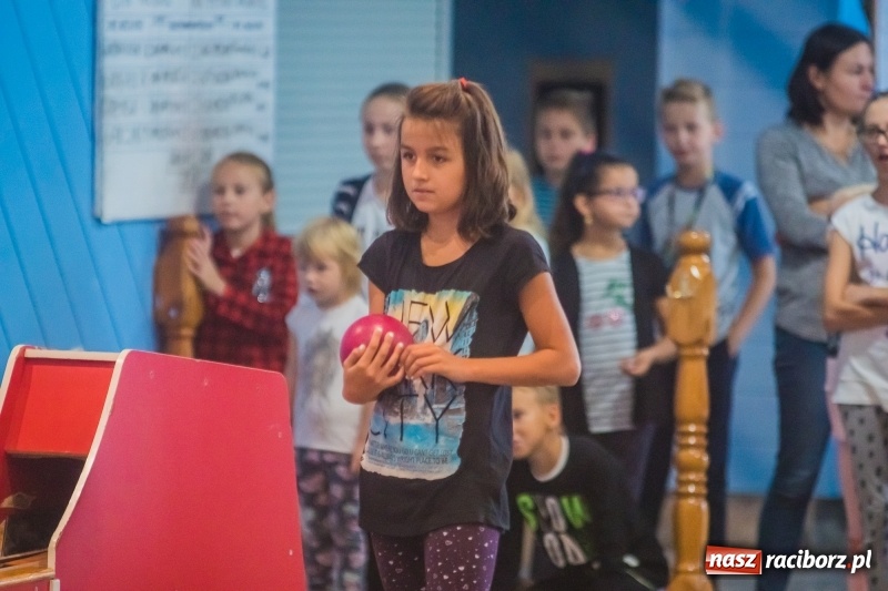 Zdjęcie w galerii na portalu naszraciborz.pl: Turniej kręglarski w ramach akcji Lato w Mieście wiadomości z regionu