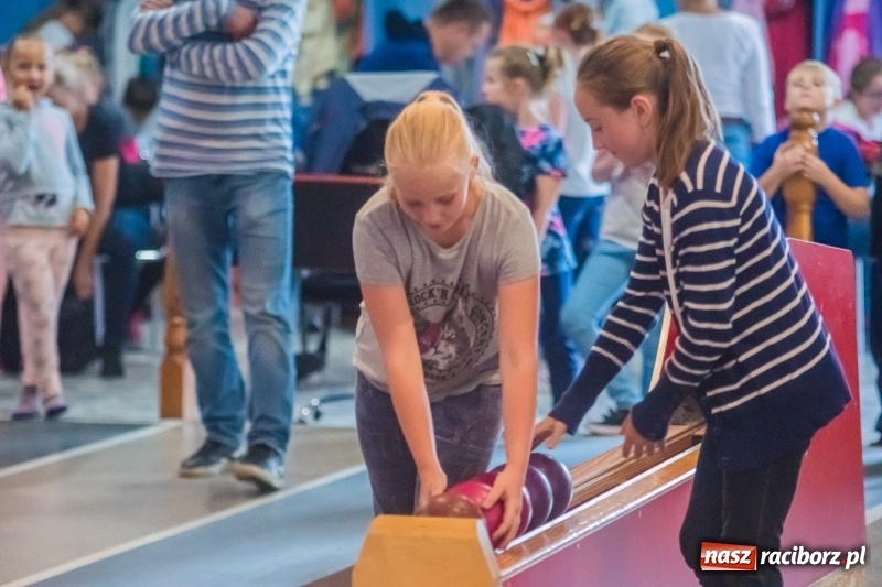 Zdjęcie w galerii na portalu naszraciborz.pl: Turniej kręglarski w ramach akcji Lato w Mieście wiadomości z regionu