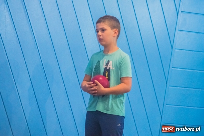 Zdjęcie w galerii na portalu naszraciborz.pl: Turniej kręglarski w ramach akcji Lato w Mieście wiadomości z regionu