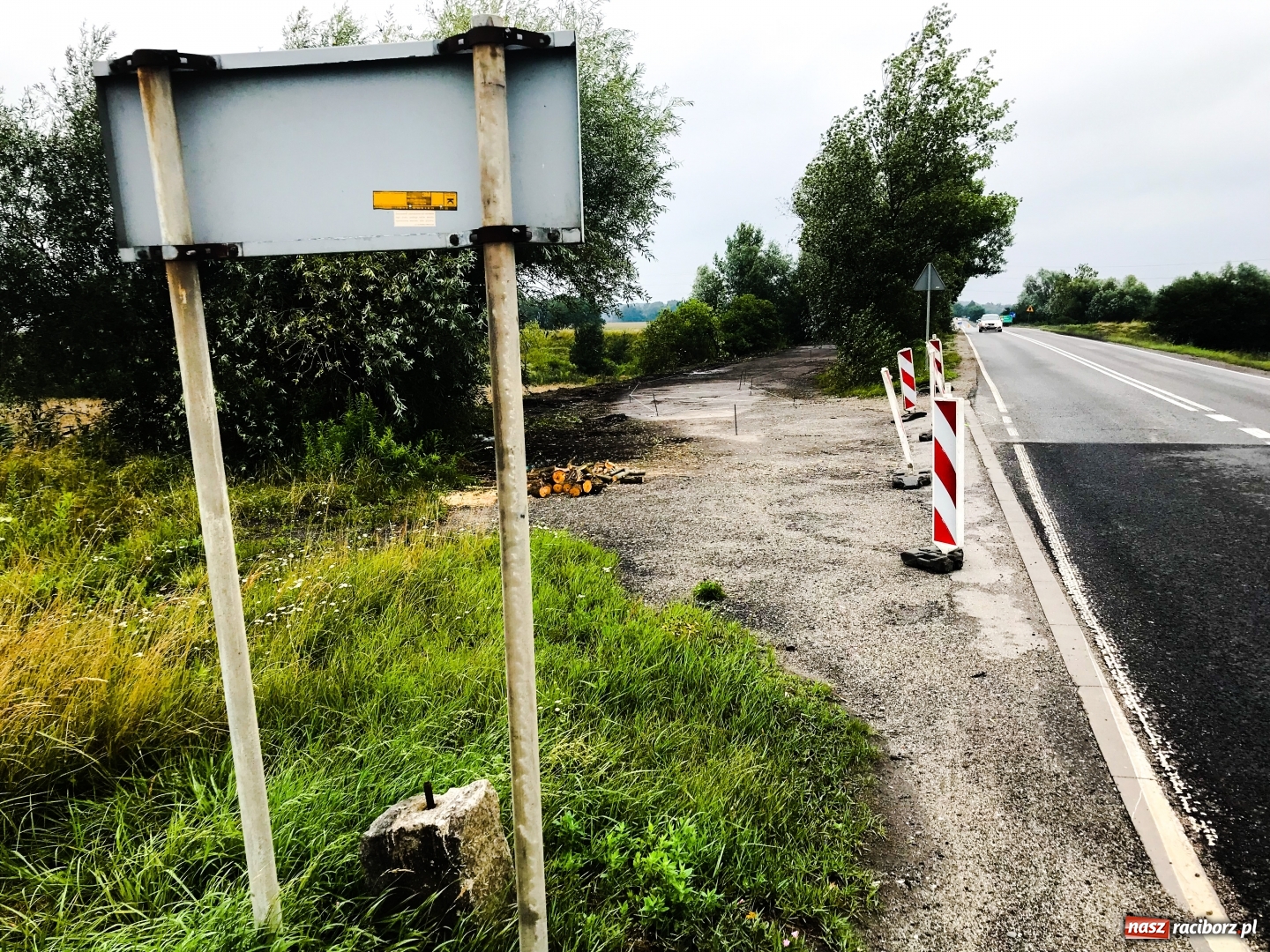 Zdjęcie w galerii na portalu naszraciborz.pl: Ruszyła budowa ścieżki rowerowej do Łężczoka. Sprawdź szczegóły inwestycji wiadomości z regionu