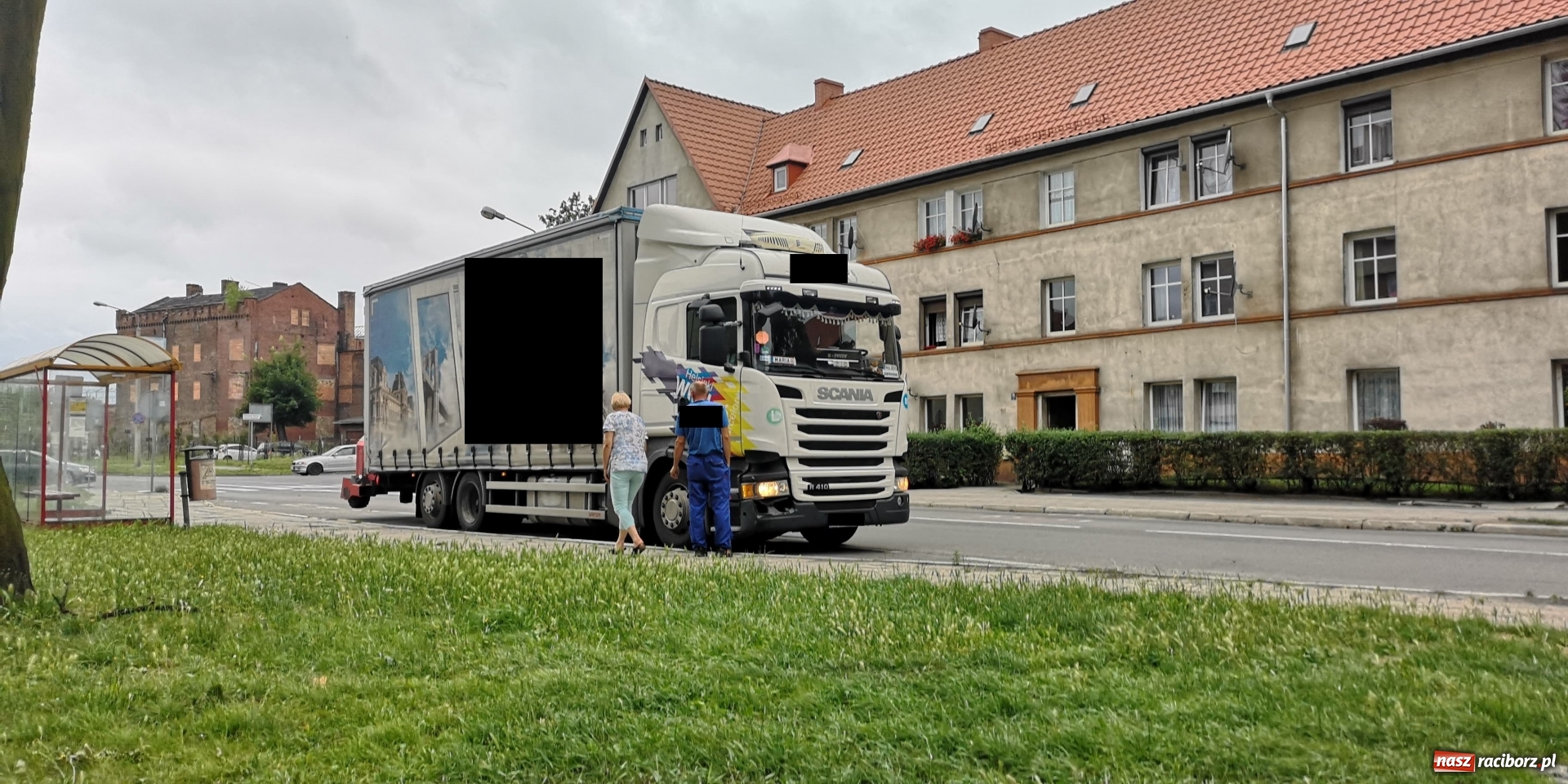 Zdjęcie w galerii na portalu naszraciborz.pl: Na szczęście skończyło się na stłuczce  wiadomości z regionu