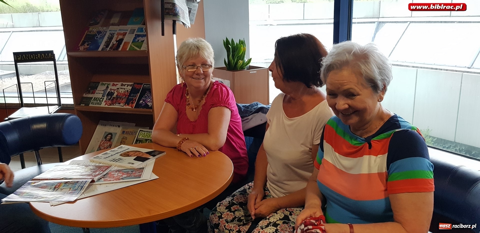 Zdjęcie w galerii na portalu naszraciborz.pl: Klub Przyjaciół Biblioteki na Ostrogu z wizytą w Katowicach wiadomości z regionu