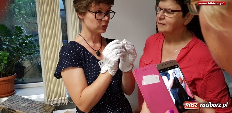 Zdjęcie w galerii na portalu naszraciborz.pl: Klub Przyjaciół Biblioteki na Ostrogu z wizytą w Katowicach wiadomości z regionu