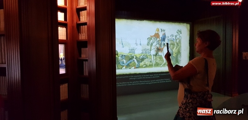 Zdjęcie w galerii na portalu naszraciborz.pl: Klub Przyjaciół Biblioteki na Ostrogu z wizytą w Katowicach wiadomości z regionu