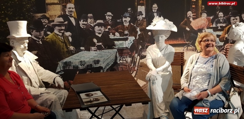 Zdjęcie w galerii na portalu naszraciborz.pl: Klub Przyjaciół Biblioteki na Ostrogu z wizytą w Katowicach wiadomości z regionu