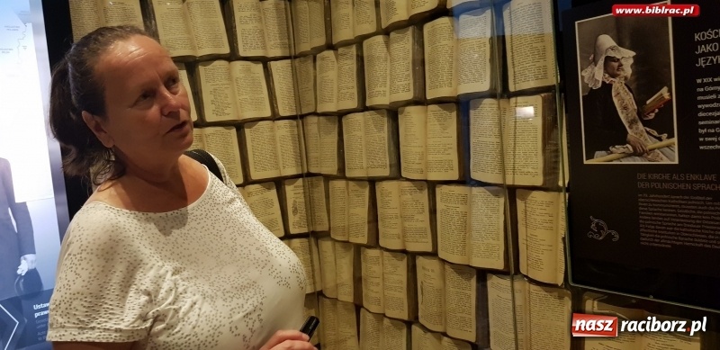 Zdjęcie w galerii na portalu naszraciborz.pl: Klub Przyjaciół Biblioteki na Ostrogu z wizytą w Katowicach wiadomości z regionu