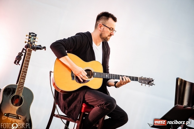 Zdjęcie w galerii na portalu naszraciborz.pl: Koncert KAEYRA & Wojciech Świerczyna na przystani kajakowej wiadomości z regionu