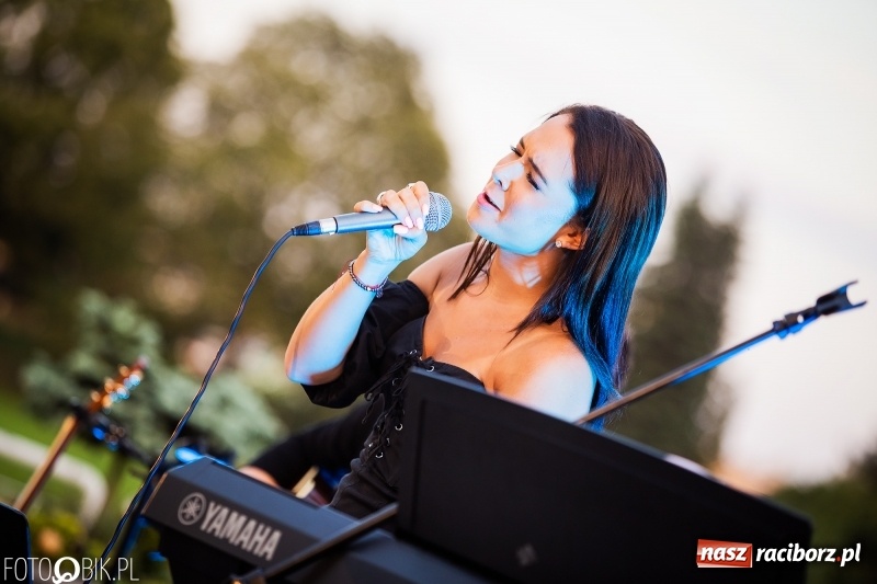 Zdjęcie w galerii na portalu naszraciborz.pl: Koncert KAEYRA & Wojciech Świerczyna na przystani kajakowej wiadomości z regionu