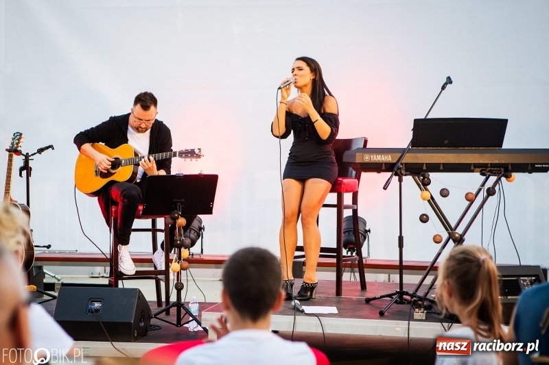 Zdjęcie w galerii na portalu naszraciborz.pl: Koncert KAEYRA & Wojciech Świerczyna na przystani kajakowej wiadomości z regionu