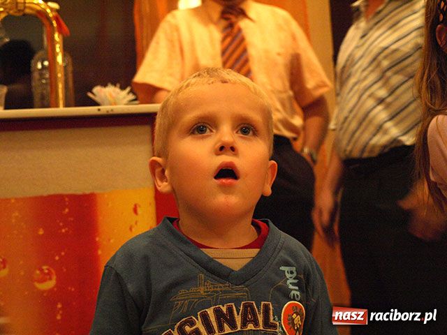 Zdjęcie w galerii na portalu naszraciborz.pl: Cyganki podbiły Roszków wiadomości z regionu