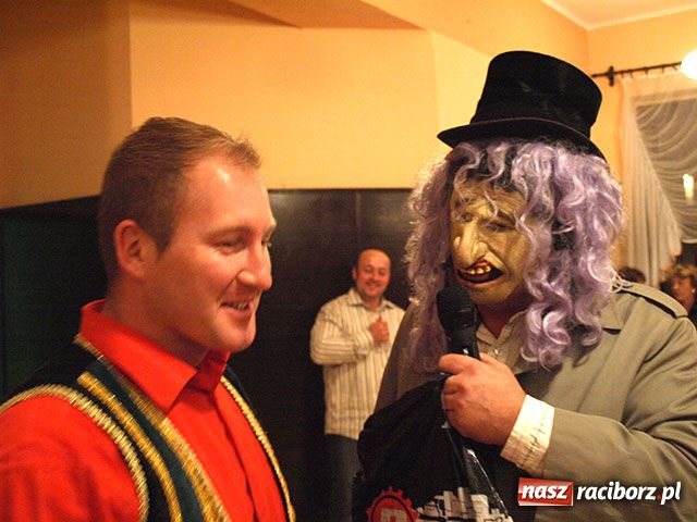 Zdjęcie w galerii na portalu naszraciborz.pl: Cyganki podbiły Roszków wiadomości z regionu