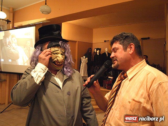 Zdjęcie w galerii na portalu naszraciborz.pl: Cyganki podbiły Roszków wiadomości z regionu