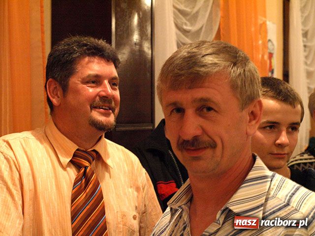 Zdjęcie w galerii na portalu naszraciborz.pl: Cyganki podbiły Roszków wiadomości z regionu