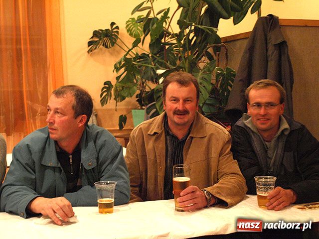 Zdjęcie w galerii na portalu naszraciborz.pl: Cyganki podbiły Roszków wiadomości z regionu