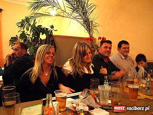 Zdjęcie w galerii na portalu naszraciborz.pl: Cyganki podbiły Roszków wiadomości z regionu