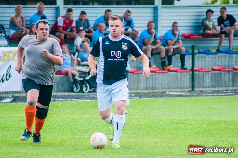 Zdjęcie w galerii na portalu naszraciborz.pl: Walka o puchar sołtysa, czyli festyn rodzinny w Tworkowie wiadomości z regionu