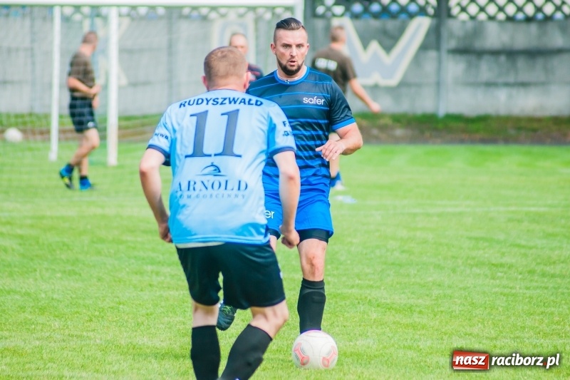 Zdjęcie w galerii na portalu naszraciborz.pl: Walka o puchar sołtysa, czyli festyn rodzinny w Tworkowie wiadomości z regionu