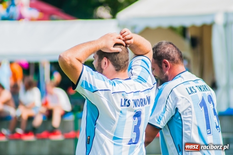 Zdjęcie w galerii na portalu naszraciborz.pl: Walka o puchar sołtysa, czyli festyn rodzinny w Tworkowie wiadomości z regionu