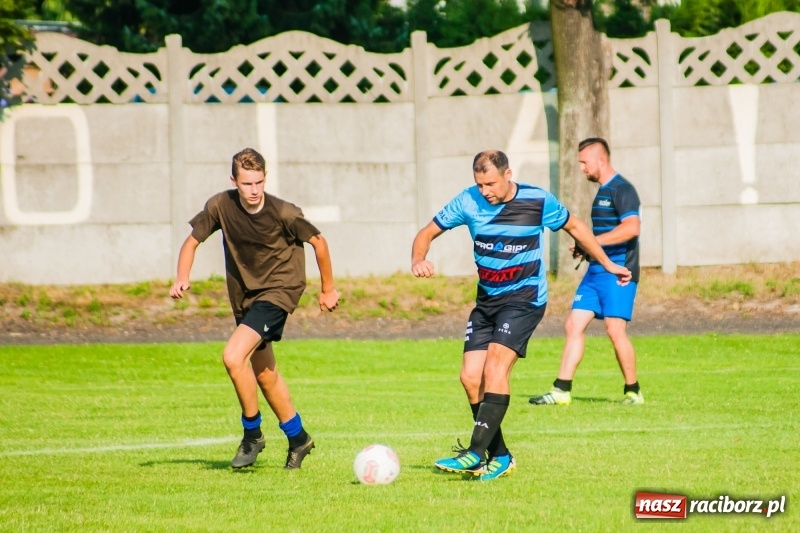 Zdjęcie w galerii na portalu naszraciborz.pl: Walka o puchar sołtysa, czyli festyn rodzinny w Tworkowie wiadomości z regionu