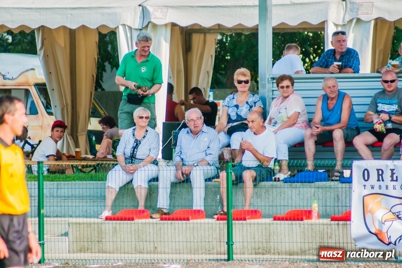 Zdjęcie w galerii na portalu naszraciborz.pl: Walka o puchar sołtysa, czyli festyn rodzinny w Tworkowie wiadomości z regionu