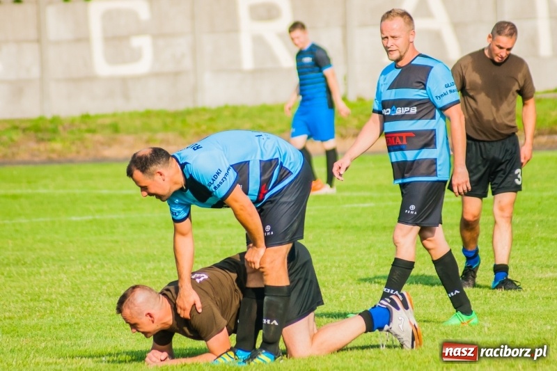Zdjęcie w galerii na portalu naszraciborz.pl: Walka o puchar sołtysa, czyli festyn rodzinny w Tworkowie wiadomości z regionu