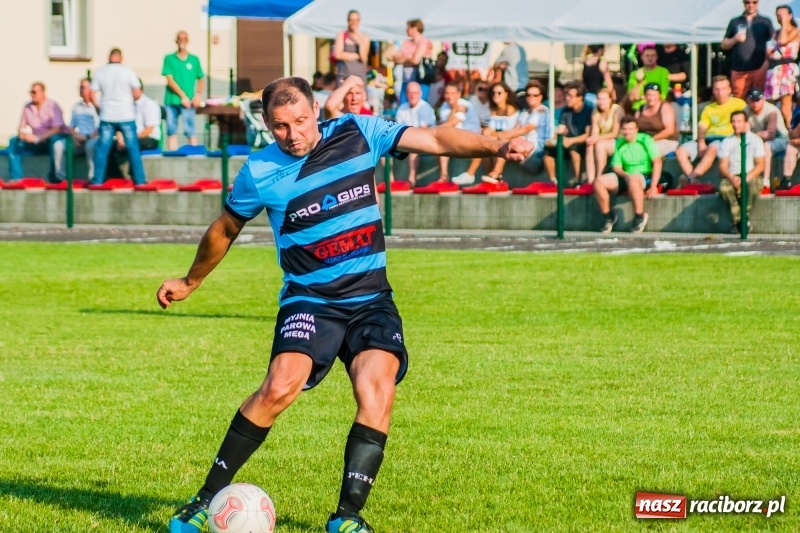 Zdjęcie w galerii na portalu naszraciborz.pl: Walka o puchar sołtysa, czyli festyn rodzinny w Tworkowie wiadomości z regionu