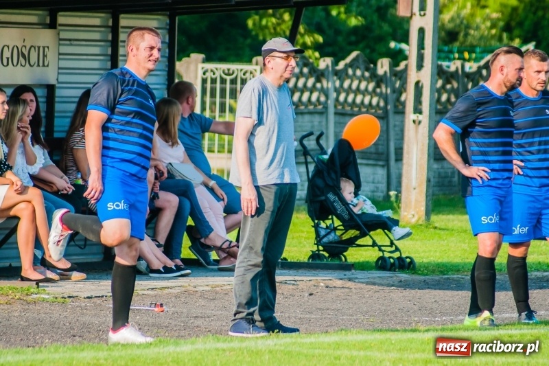 Zdjęcie w galerii na portalu naszraciborz.pl: Walka o puchar sołtysa, czyli festyn rodzinny w Tworkowie wiadomości z regionu