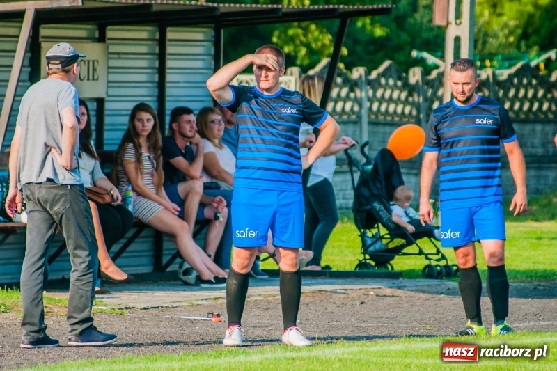 Zdjęcie w galerii na portalu naszraciborz.pl: Walka o puchar sołtysa, czyli festyn rodzinny w Tworkowie wiadomości z regionu