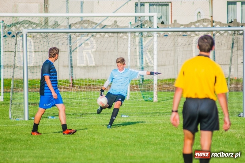 Zdjęcie w galerii na portalu naszraciborz.pl: Walka o puchar sołtysa, czyli festyn rodzinny w Tworkowie wiadomości z regionu