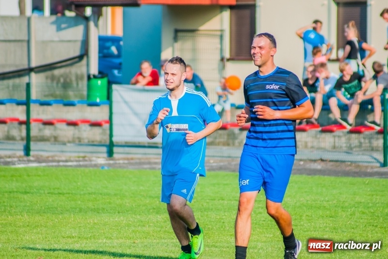 Zdjęcie w galerii na portalu naszraciborz.pl: Walka o puchar sołtysa, czyli festyn rodzinny w Tworkowie wiadomości z regionu