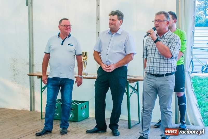 Zdjęcie w galerii na portalu naszraciborz.pl: Walka o puchar sołtysa, czyli festyn rodzinny w Tworkowie wiadomości z regionu