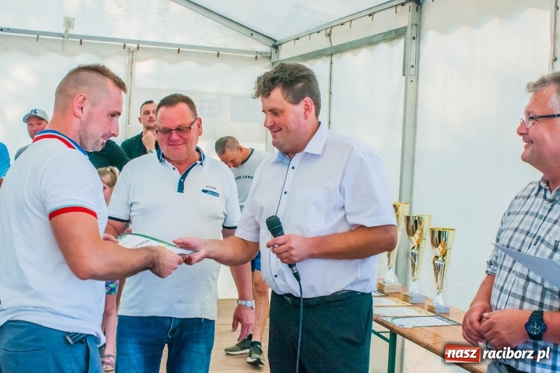 Zdjęcie w galerii na portalu naszraciborz.pl: Walka o puchar sołtysa, czyli festyn rodzinny w Tworkowie wiadomości z regionu