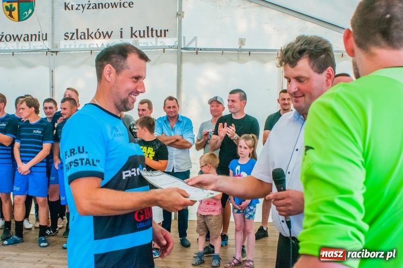 Zdjęcie w galerii na portalu naszraciborz.pl: Walka o puchar sołtysa, czyli festyn rodzinny w Tworkowie wiadomości z regionu