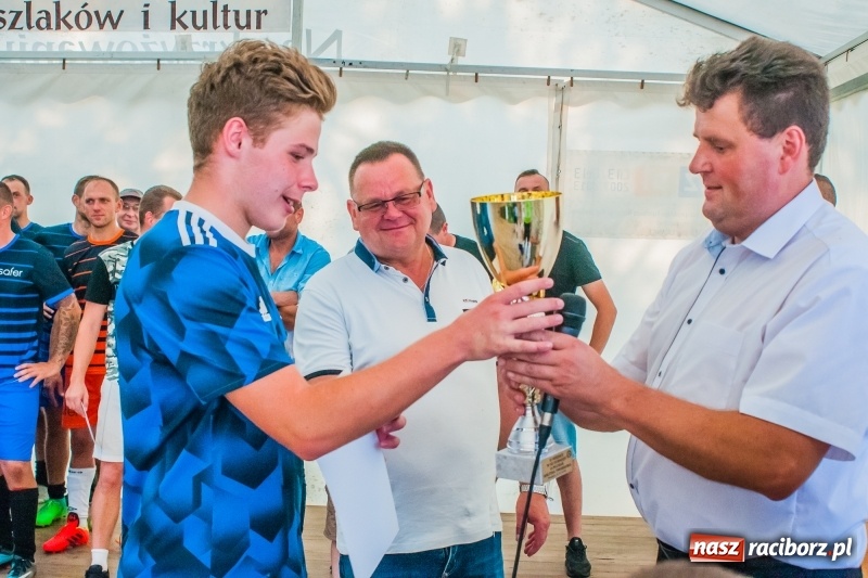 Zdjęcie w galerii na portalu naszraciborz.pl: Walka o puchar sołtysa, czyli festyn rodzinny w Tworkowie wiadomości z regionu