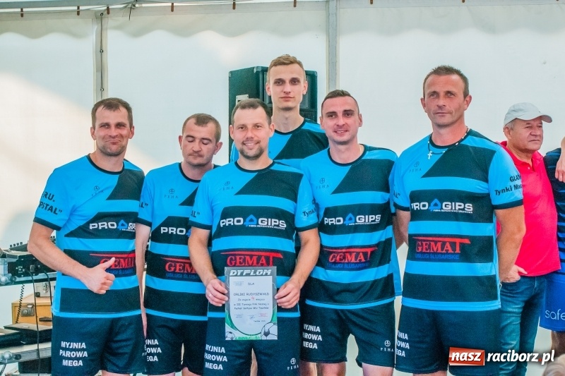 Zdjęcie w galerii na portalu naszraciborz.pl: Walka o puchar sołtysa, czyli festyn rodzinny w Tworkowie wiadomości z regionu