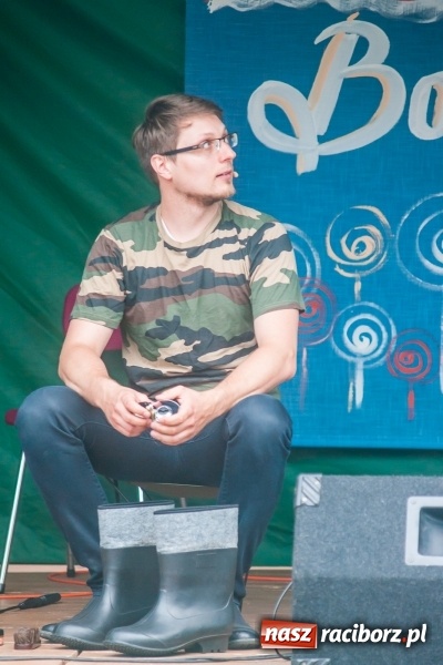 Zdjęcie w galerii na portalu naszraciborz.pl: Kabaret Kałasznikof wywoływał salwy śmiechu w Borucinie wiadomości z regionu