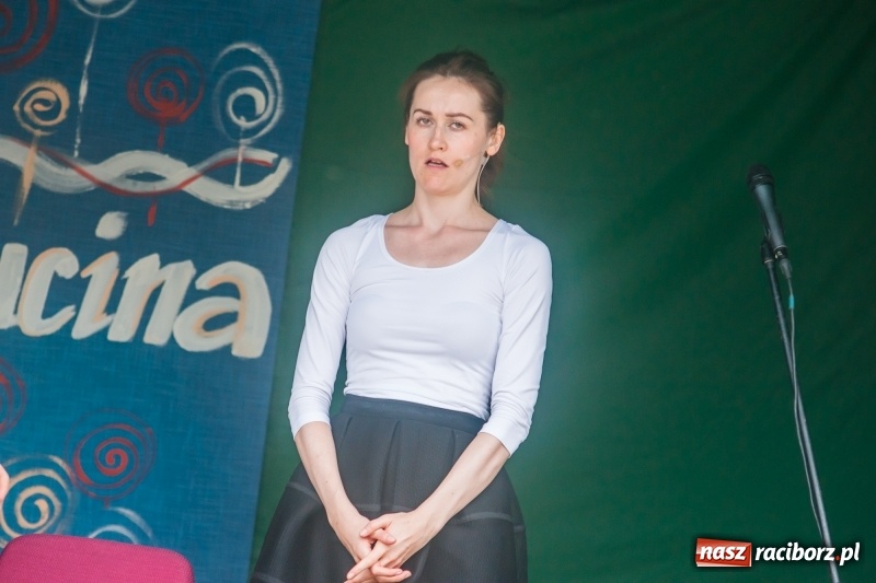 Zdjęcie w galerii na portalu naszraciborz.pl: Kabaret Kałasznikof wywoływał salwy śmiechu w Borucinie wiadomości z regionu