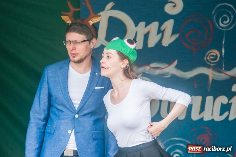 Zdjęcie w galerii na portalu naszraciborz.pl: Kabaret Kałasznikof wywoływał salwy śmiechu w Borucinie wiadomości z regionu