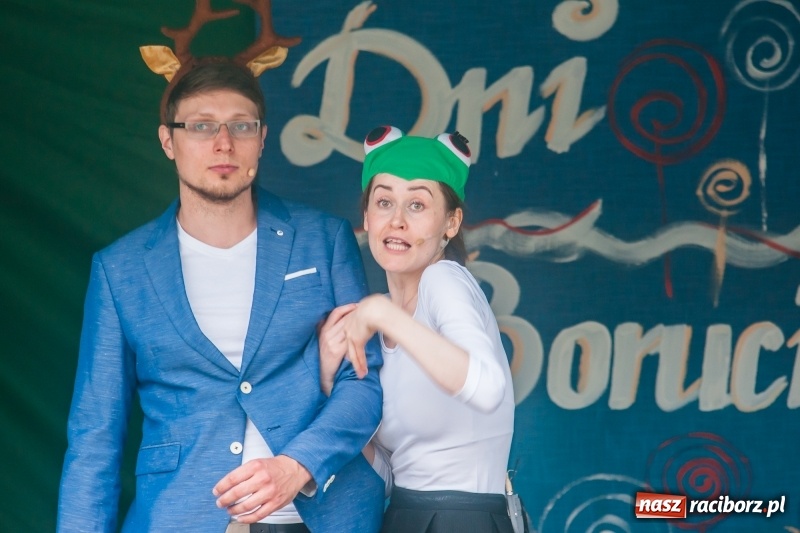 Zdjęcie w galerii na portalu naszraciborz.pl: Kabaret Kałasznikof wywoływał salwy śmiechu w Borucinie wiadomości z regionu