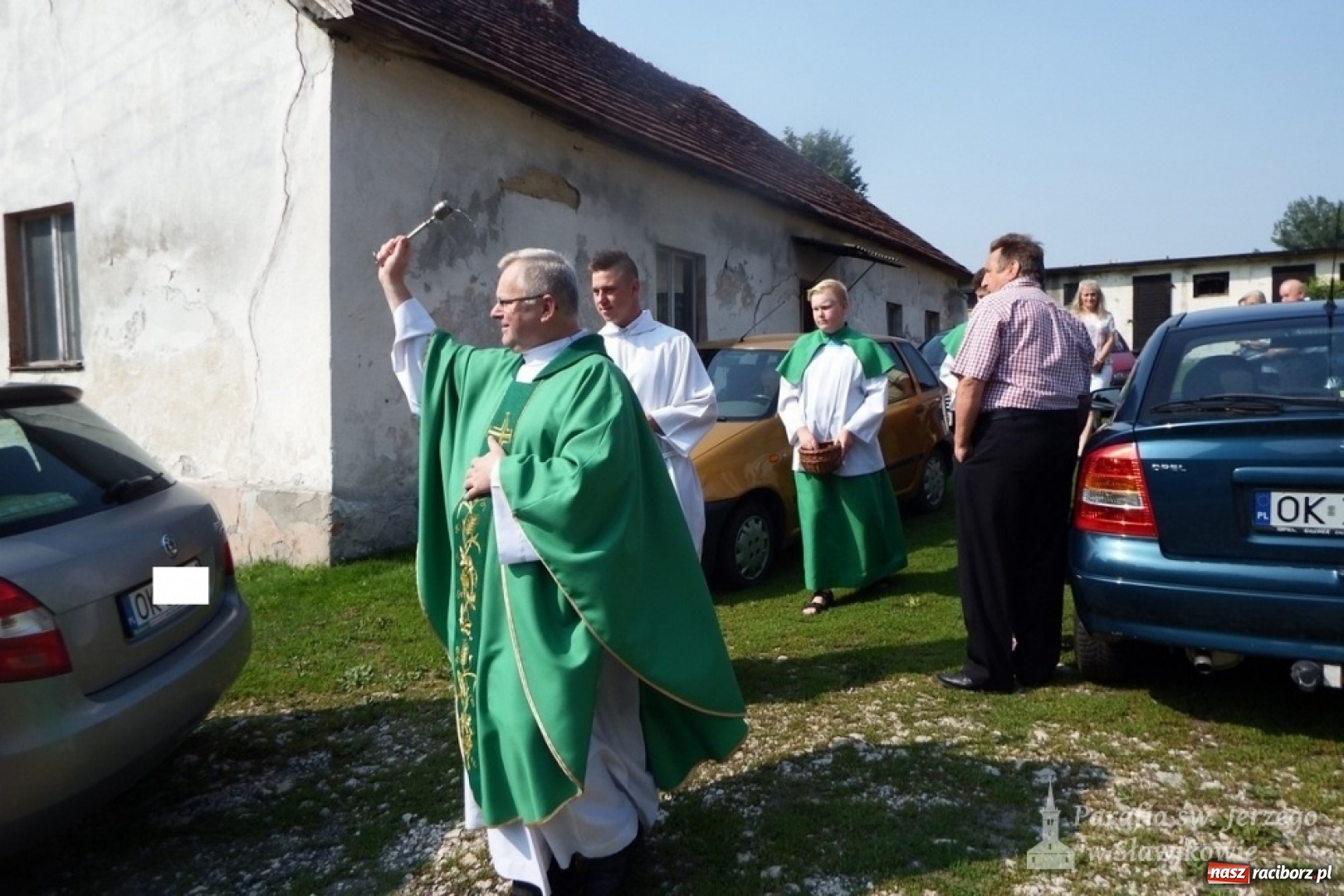 Zdjęcie w galerii na portalu naszraciborz.pl: Parafia św. Jerzego w Sławikowie włączyła się w misyjną akcję wiadomości z regionu