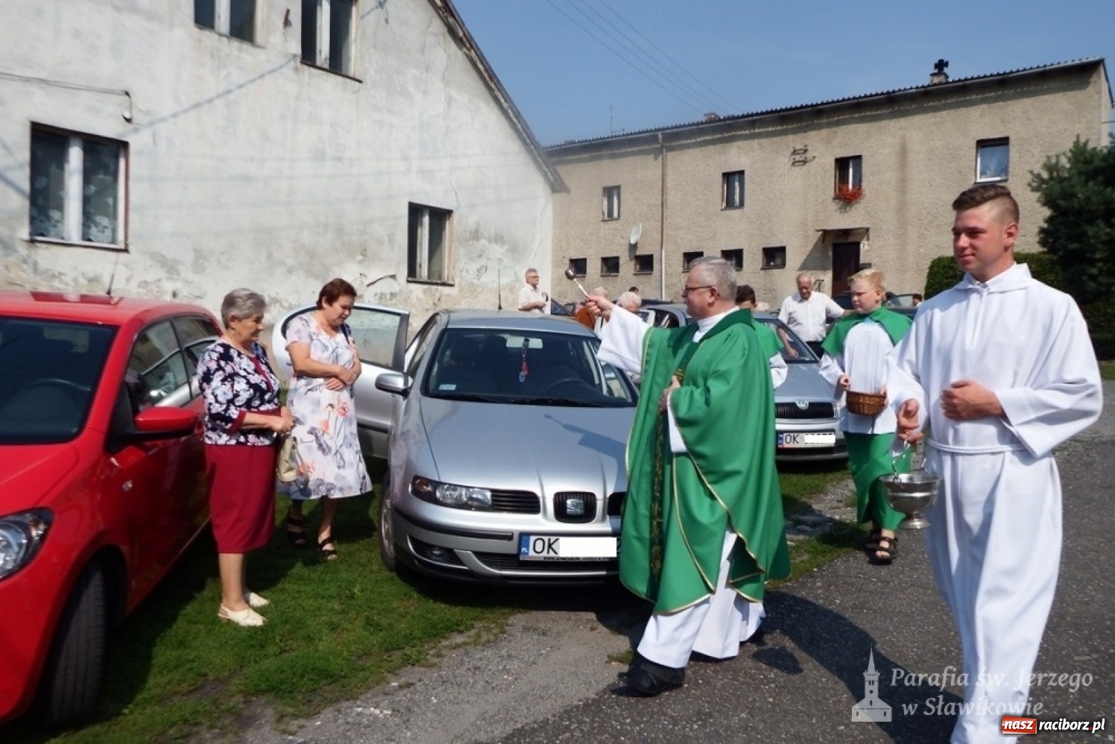 Zdjęcie w galerii na portalu naszraciborz.pl: Parafia św. Jerzego w Sławikowie włączyła się w misyjną akcję wiadomości z regionu
