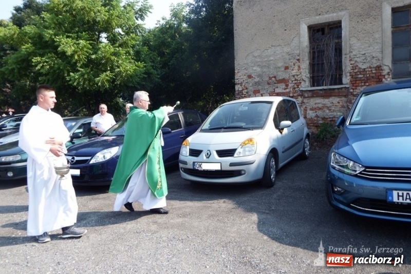 Zdjęcie w galerii na portalu naszraciborz.pl: Parafia św. Jerzego w Sławikowie włączyła się w misyjną akcję wiadomości z regionu