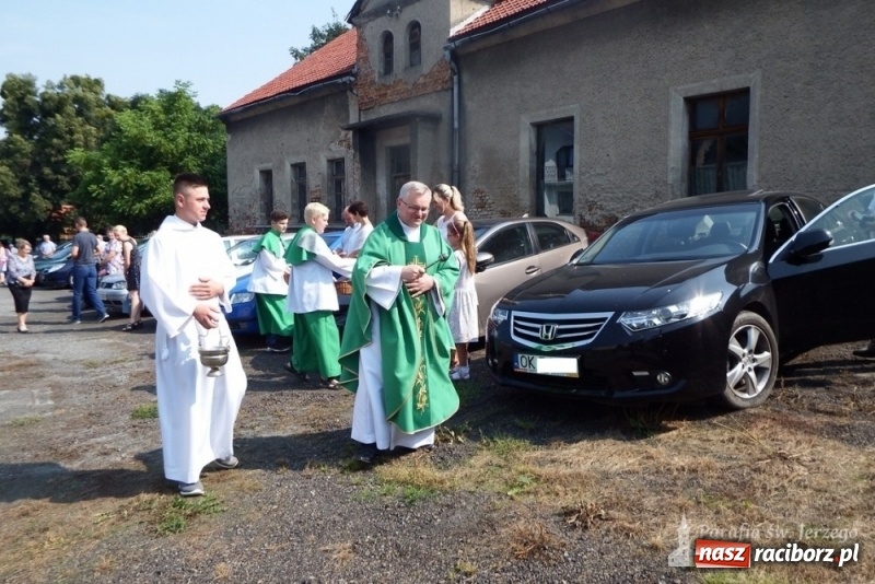 Zdjęcie w galerii na portalu naszraciborz.pl: Parafia św. Jerzego w Sławikowie włączyła się w misyjną akcję wiadomości z regionu
