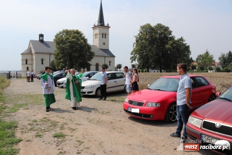 Zdjęcie w galerii na portalu naszraciborz.pl: Parafia św. Jerzego w Sławikowie włączyła się w misyjną akcję wiadomości z regionu