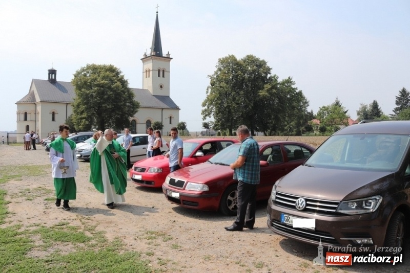 Zdjęcie w galerii na portalu naszraciborz.pl: Parafia św. Jerzego w Sławikowie włączyła się w misyjną akcję wiadomości z regionu