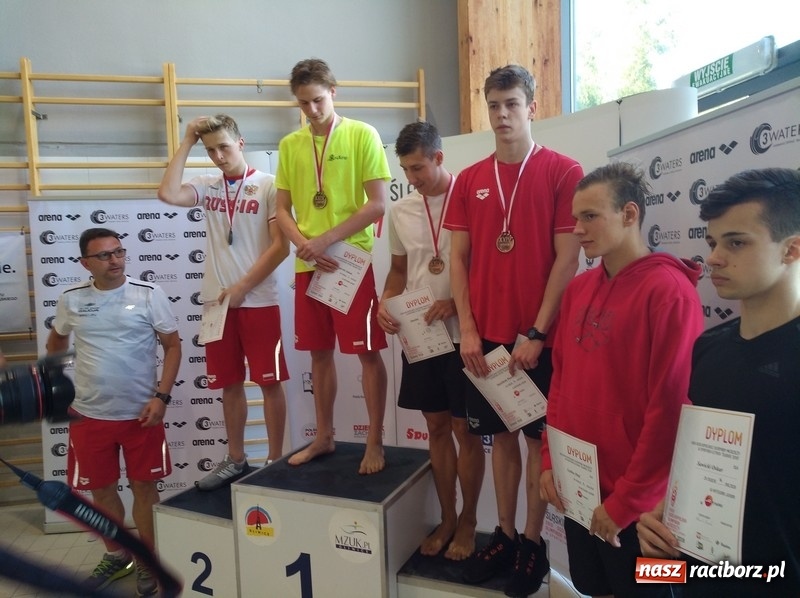 Zdjęcie w galerii na portalu naszraciborz.pl: Pływanie. Brąz Pawła Smolińskiego na OOM w Gliwicach wiadomości z regionu