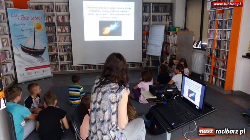 Zdjęcie w galerii na portalu naszraciborz.pl: Akademia małego czarodzieja w raciborskiej bibliotece wiadomości z regionu