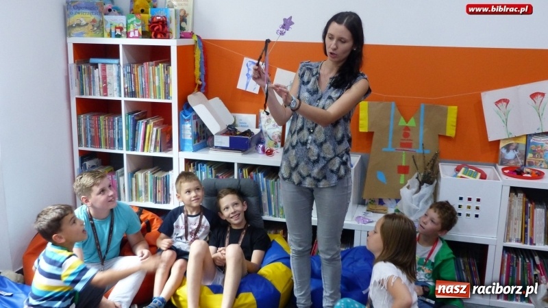 Zdjęcie w galerii na portalu naszraciborz.pl: Akademia małego czarodzieja w raciborskiej bibliotece wiadomości z regionu