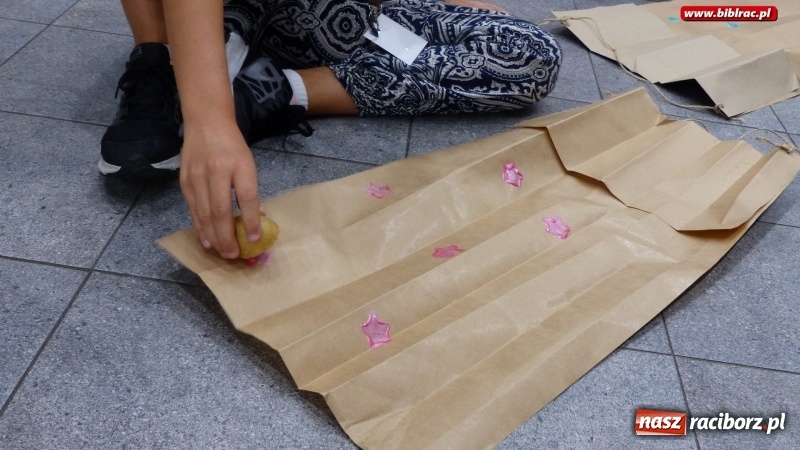 Zdjęcie w galerii na portalu naszraciborz.pl: Akademia małego czarodzieja w raciborskiej bibliotece wiadomości z regionu