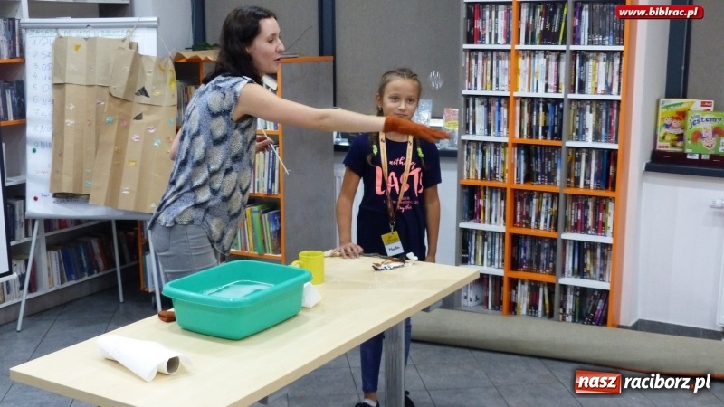 Zdjęcie w galerii na portalu naszraciborz.pl: Akademia małego czarodzieja w raciborskiej bibliotece wiadomości z regionu